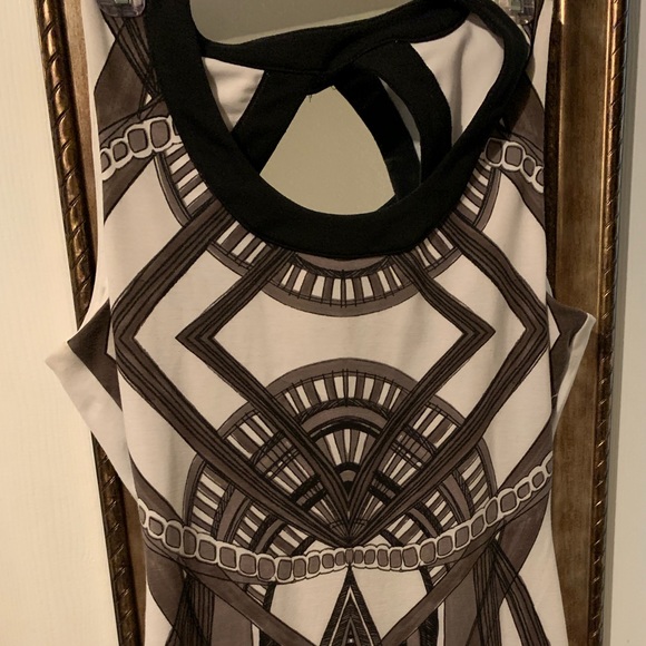 Black and white Kardashian dress - Picture 1 of 2